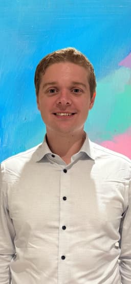 Collin, founder of Hallsea